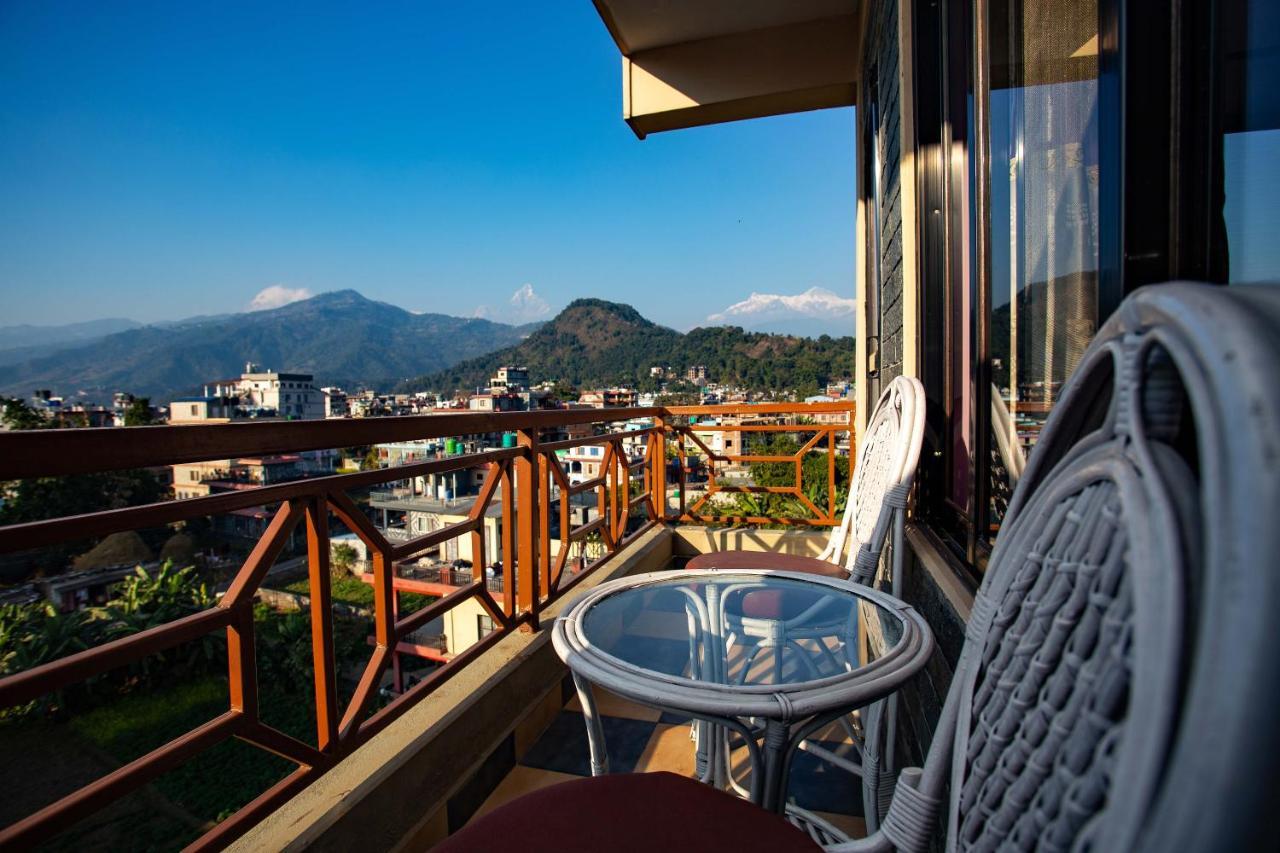 Hotel Orchid Pokhara Esterno foto